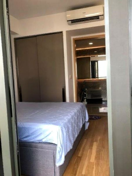 COMMONWEALTH TOWERS 4