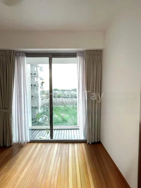 THE OCEANFRONT @ SENTOSA COVE 4