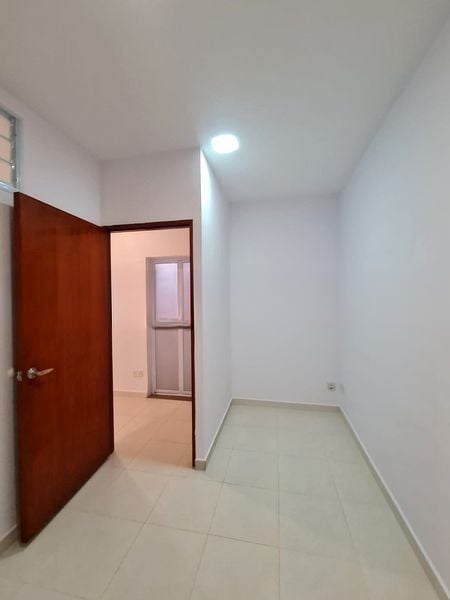 JERVOIS GROVE 5