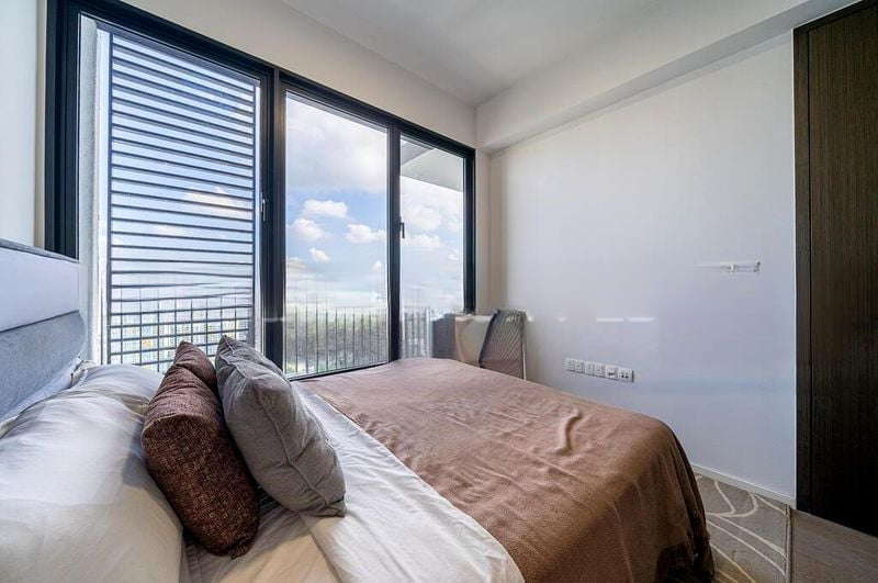 AVENUE SOUTH RESIDENCE 13