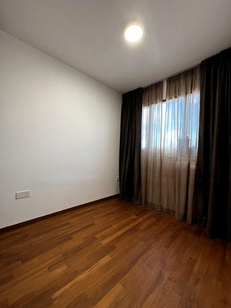 STIRLING RESIDENCES 5