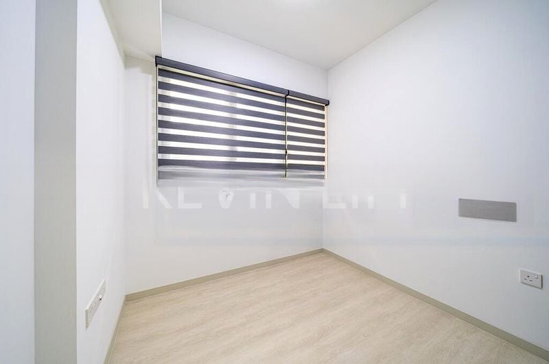 RIVERFRONT RESIDENCES 9