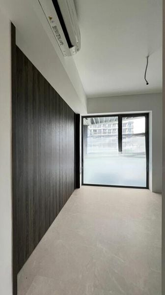 THE REEF AT KING'S DOCK 8