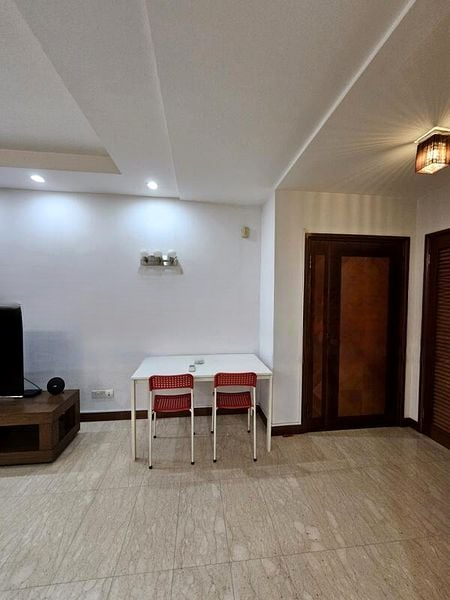 MOONSTONE VIEW 9