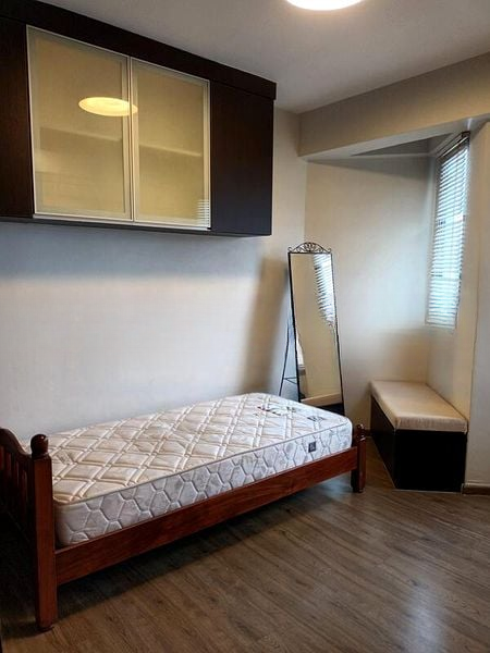 ORCHID PARK CONDOMINIUM 6