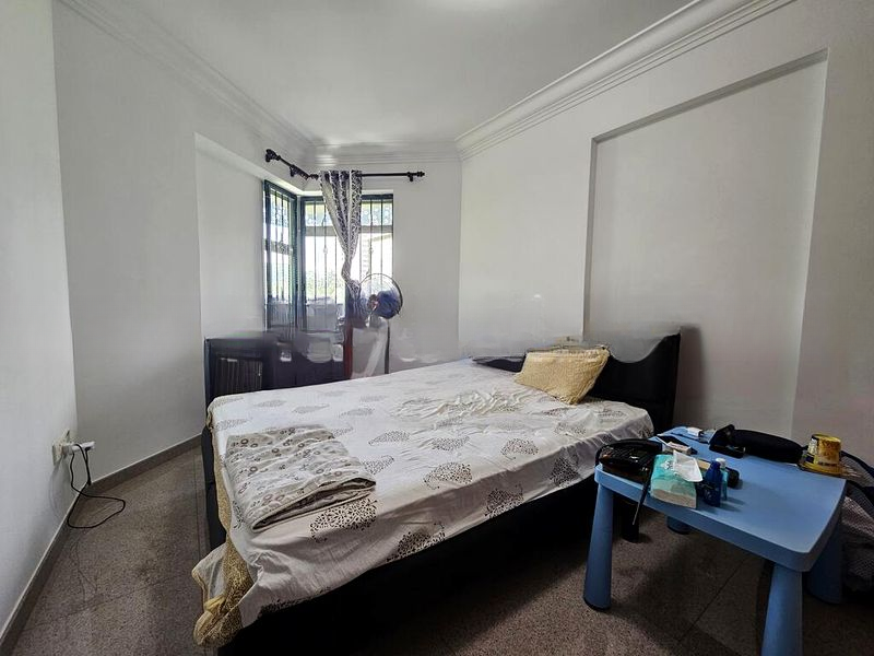 BT BATOK WEST AVE 5 6