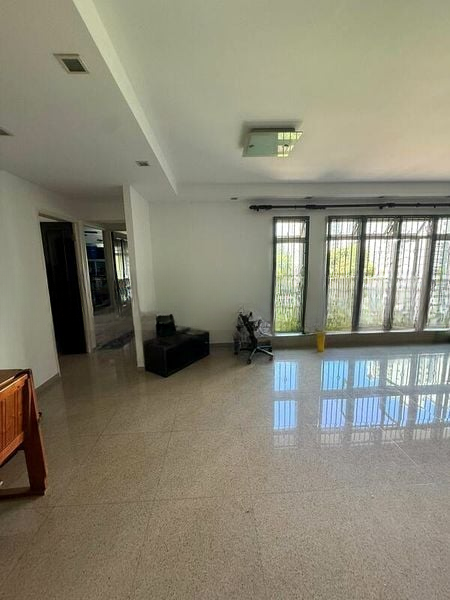 BT BATOK WEST AVE 5 4