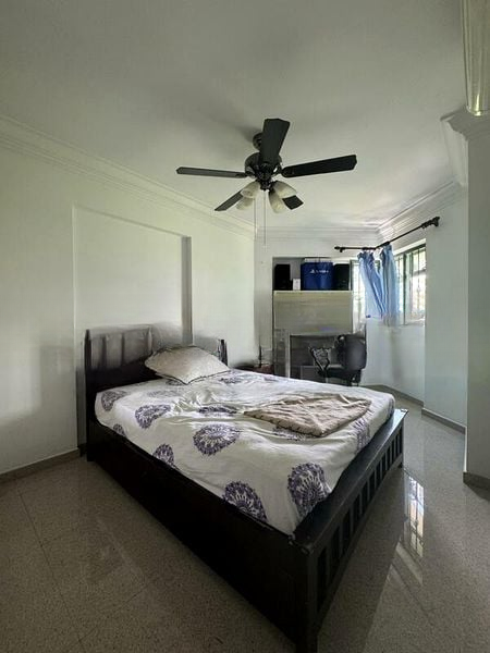 BT BATOK WEST AVE 5 4