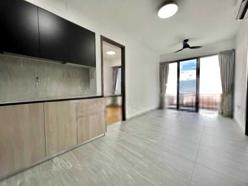 GRANDEUR PARK RESIDENCES 8