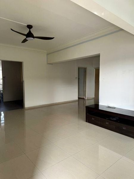 SERANGOON NTH AVE 4 7