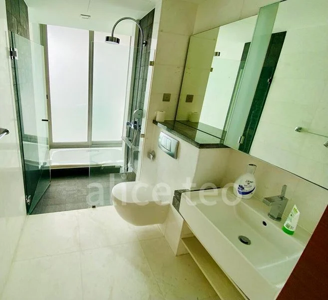 THE OCEANFRONT @ SENTOSA COVE 8