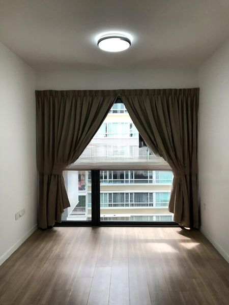 THE LAKEFRONT RESIDENCES 4