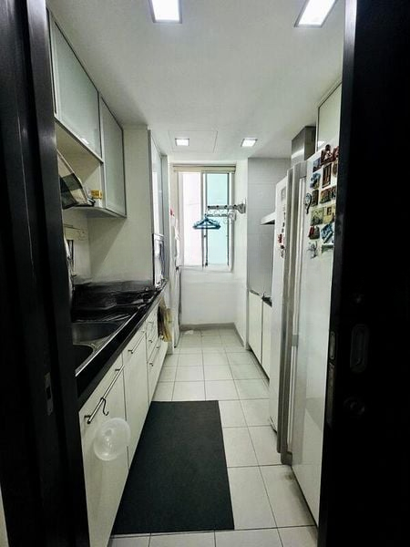 RIVIERA RESIDENCES 4