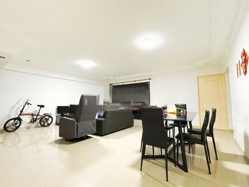 JURONG WEST ST 61 11