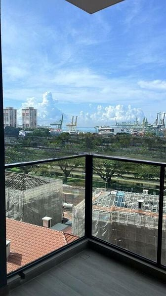 AVENUE SOUTH RESIDENCE 4