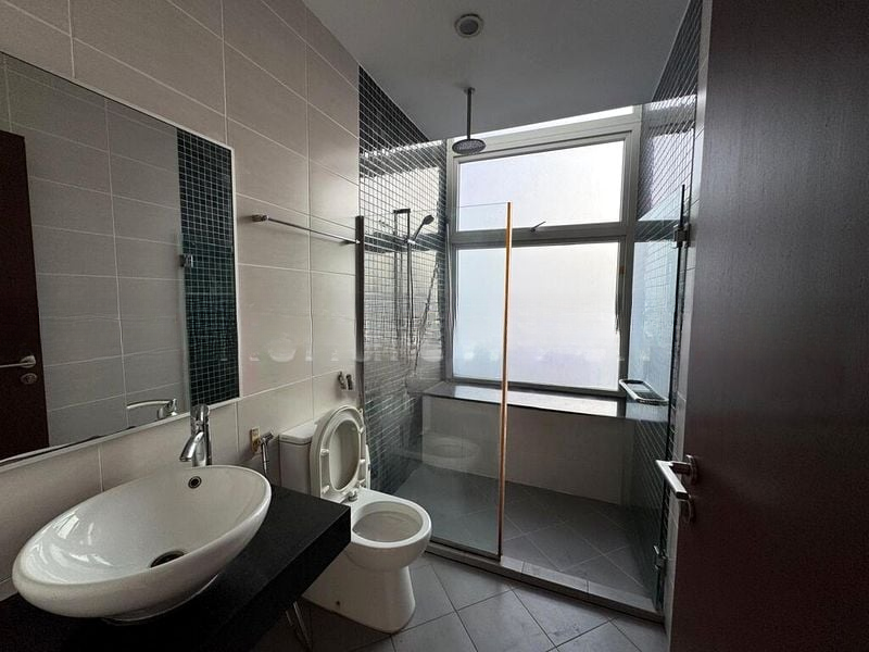CITY REGENCY 2