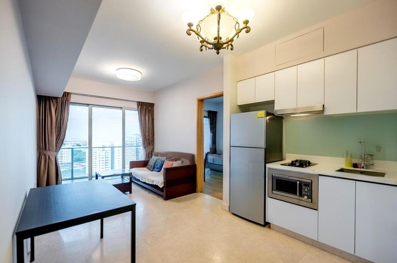 EIGHT RIVERSUITES 11