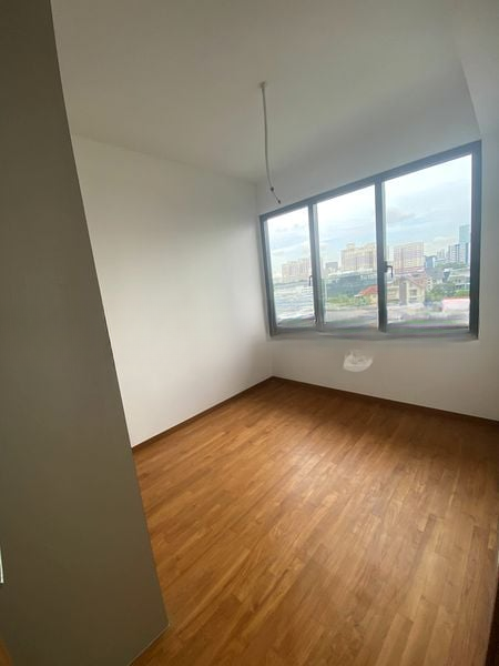 STIRLING RESIDENCES 4