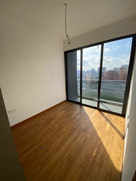 STIRLING RESIDENCES 5