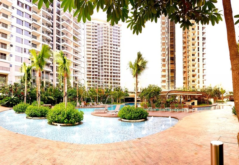 HIGH PARK RESIDENCES 13