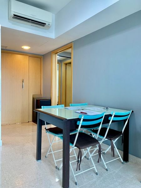 EIGHT RIVERSUITES 10