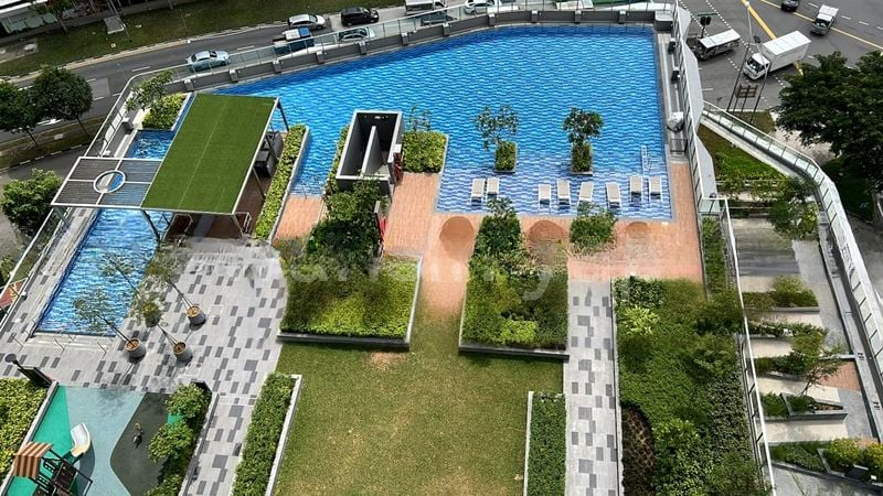 THE LINQ @ BEAUTY WORLD 10