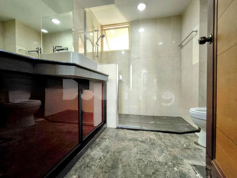 YISHUN EMERALD 4