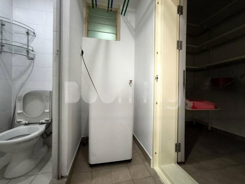 YISHUN EMERALD 12