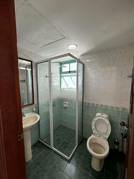 BALLOTA PARK CONDOMINIUM 9