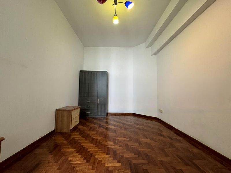 BALLOTA PARK CONDOMINIUM 6