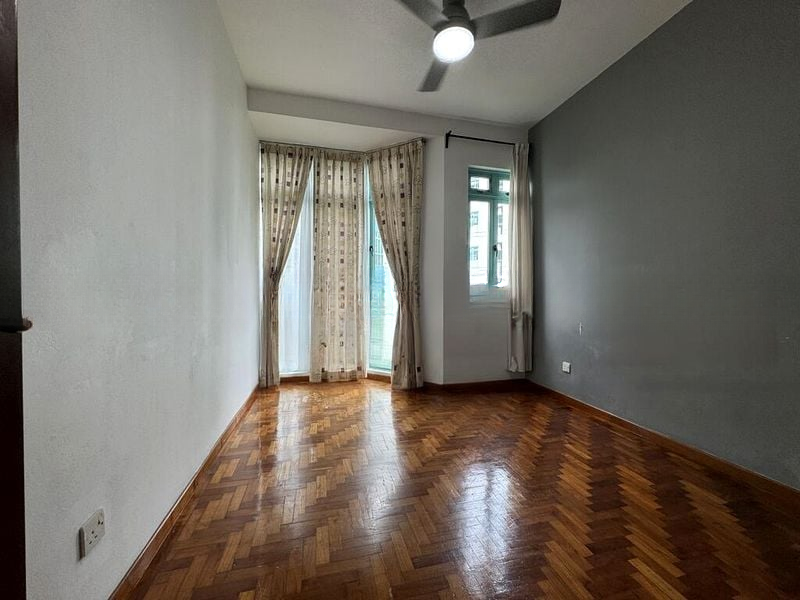BALLOTA PARK CONDOMINIUM 3