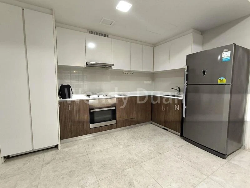 THE LAKEFRONT RESIDENCES 7