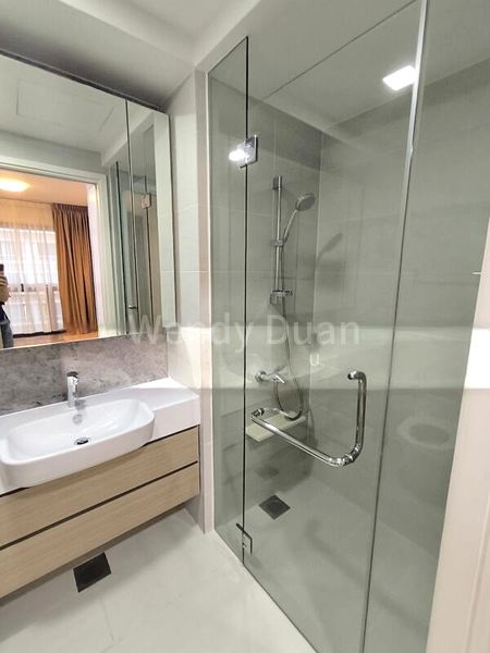 THE LAKEFRONT RESIDENCES 9