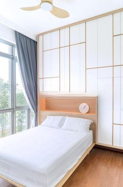 KINGSFORD . HILLVIEW PEAK 2