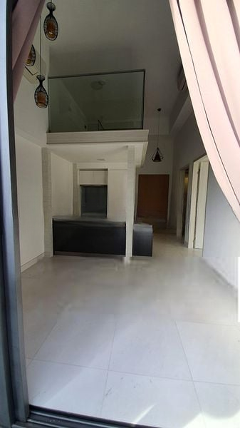 UP@ROBERTSON QUAY 10