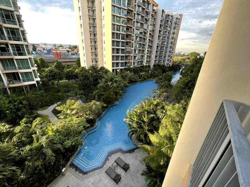 THE GLADES 1