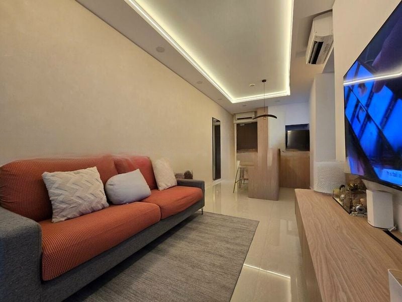 TREASURE AT TAMPINES 6