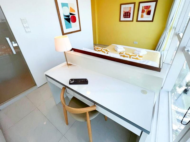 HIGH STREET CENTRE 4