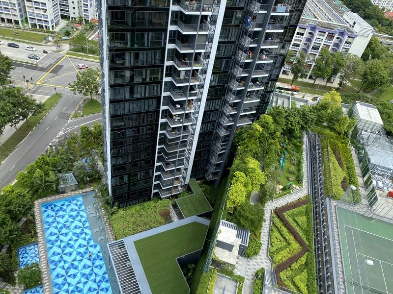 GEM RESIDENCES 8