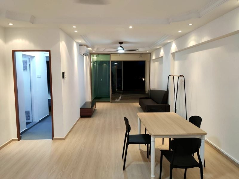 ORCHID PARK CONDOMINIUM 10