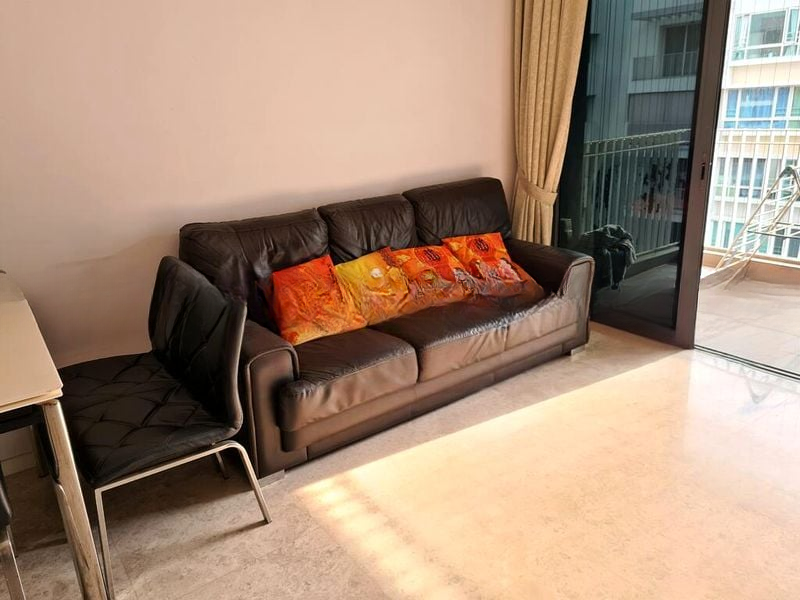 THE LAKEFRONT RESIDENCES 3