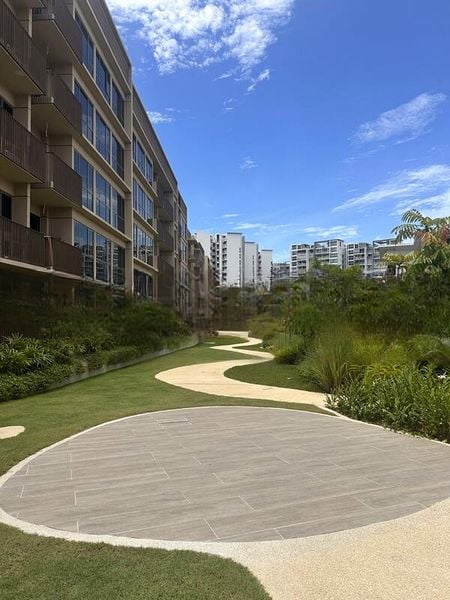 THE WATERGARDENS AT CANBERRA 6