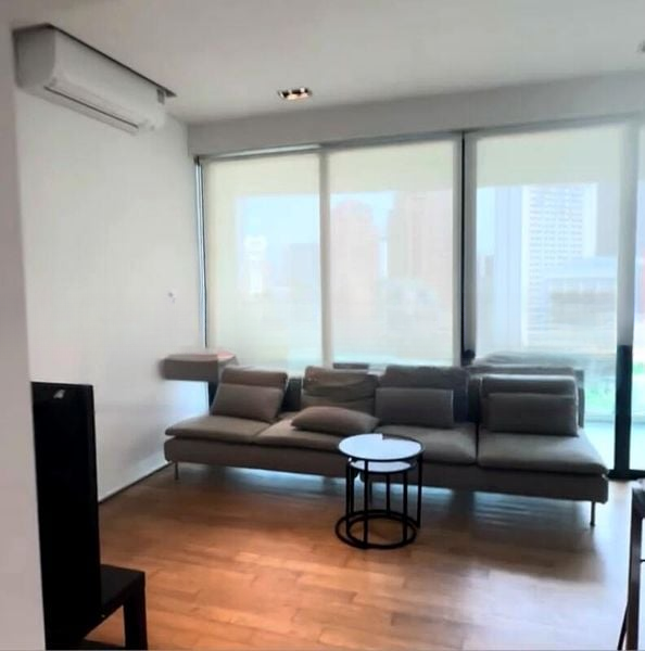 ILLUMINAIRE ON DEVONSHIRE 8