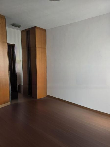 YISHUN SAPPHIRE 6