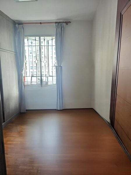 YISHUN SAPPHIRE 5