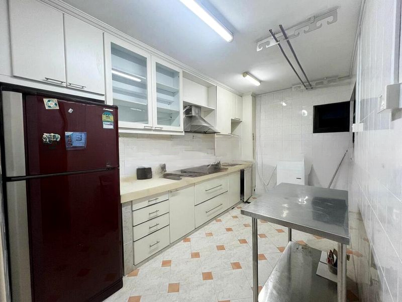 JURONG WEST ST 64 10