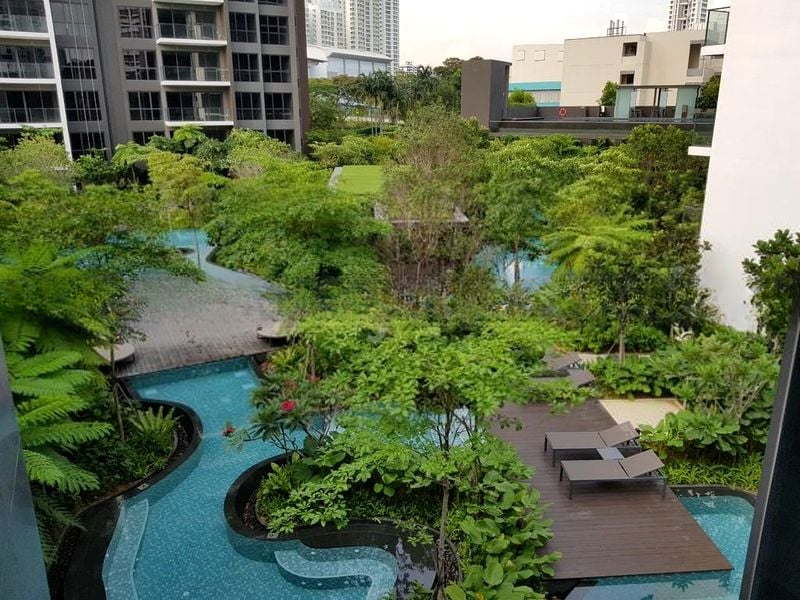 THE CLEMENT CANOPY 13