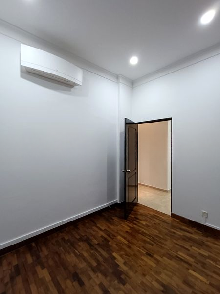 PEIRCE VIEW 11