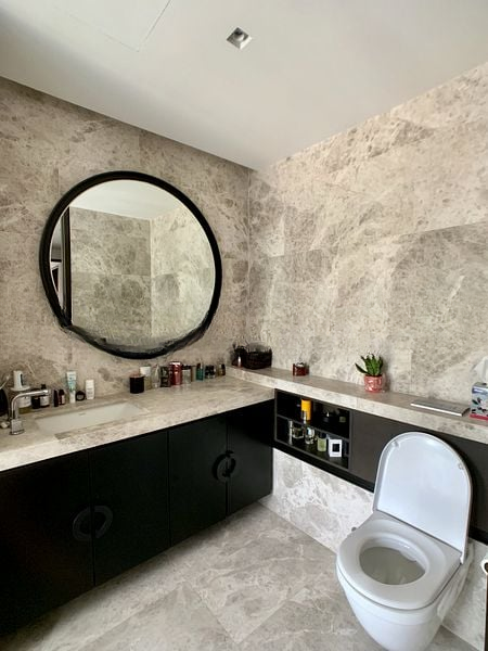 CENTENNIA SUITES 6