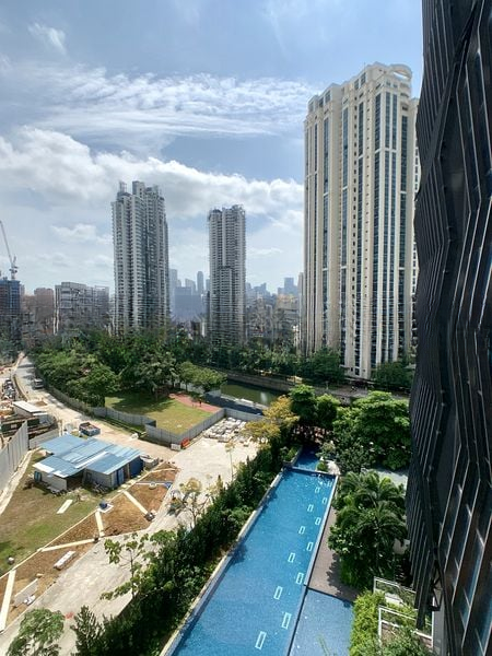 CENTENNIA SUITES 3